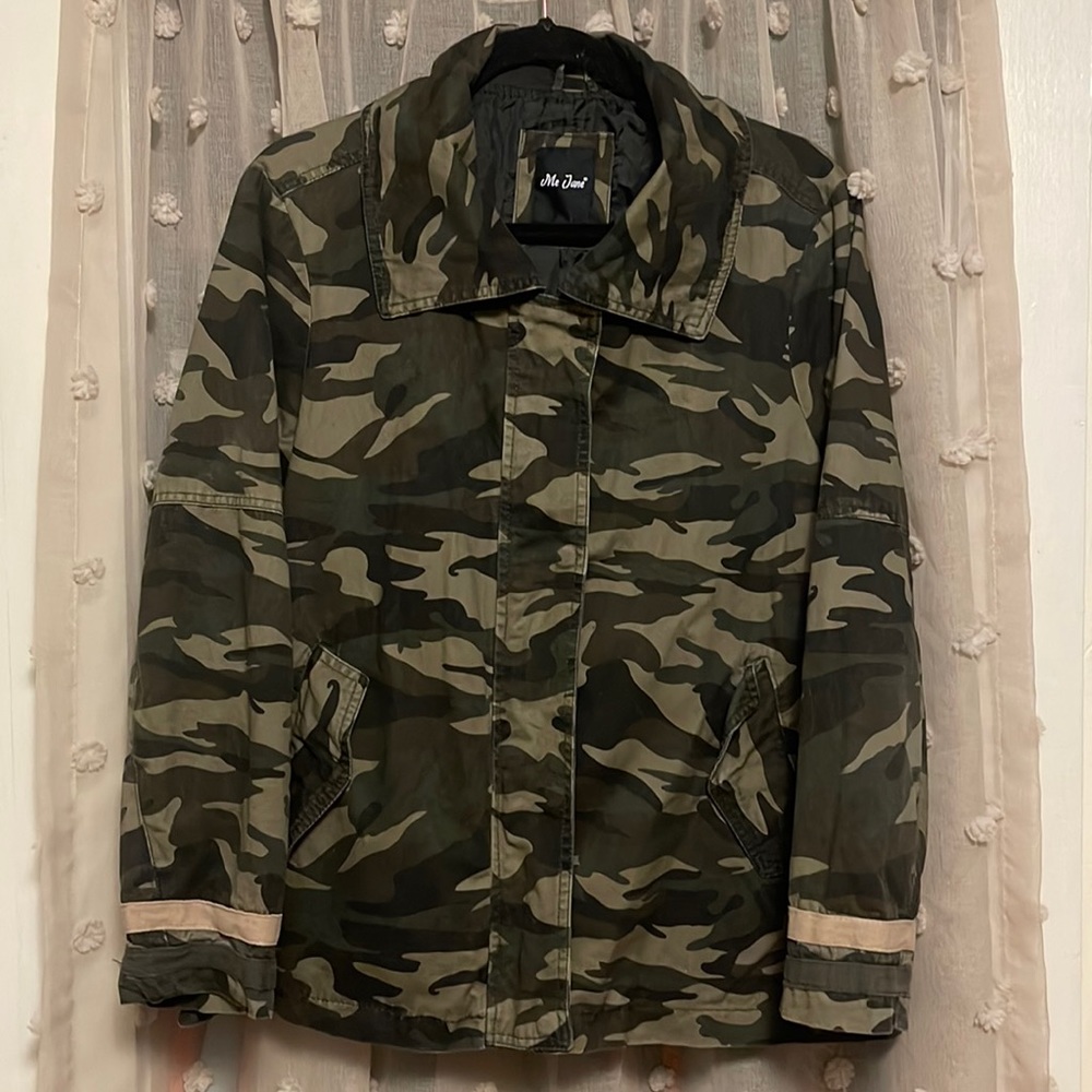 Me Jane Women’s Camouflage Jacket